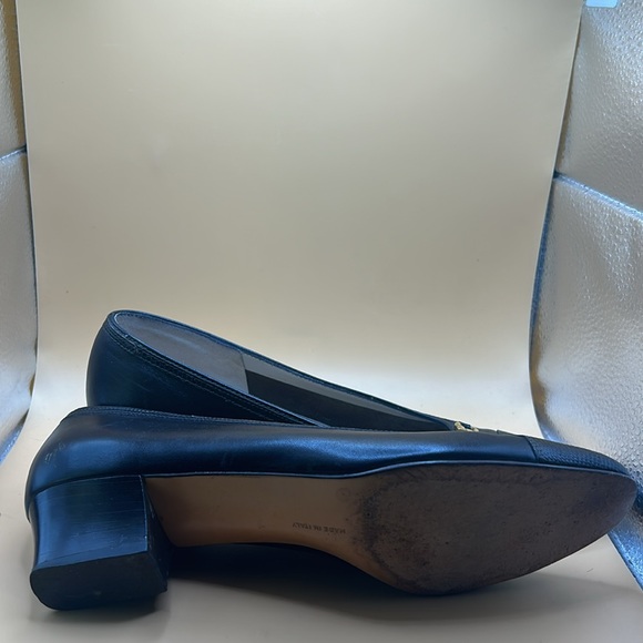 Salvatore Ferragamo Women’s Leather Slip On shoes size 7 in excellent condition - Picture 4 of 6
